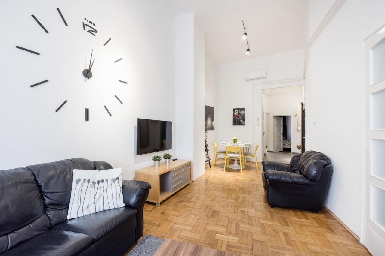 Elegant Apartment In Super Central Location 布达佩斯 外观 照片